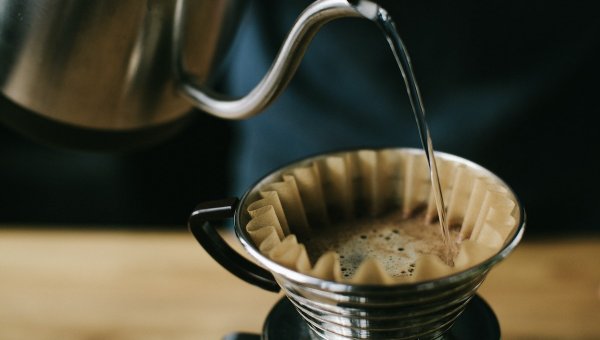 好水，才能成就好咖啡：如何選擇商用咖啡機的淨水器